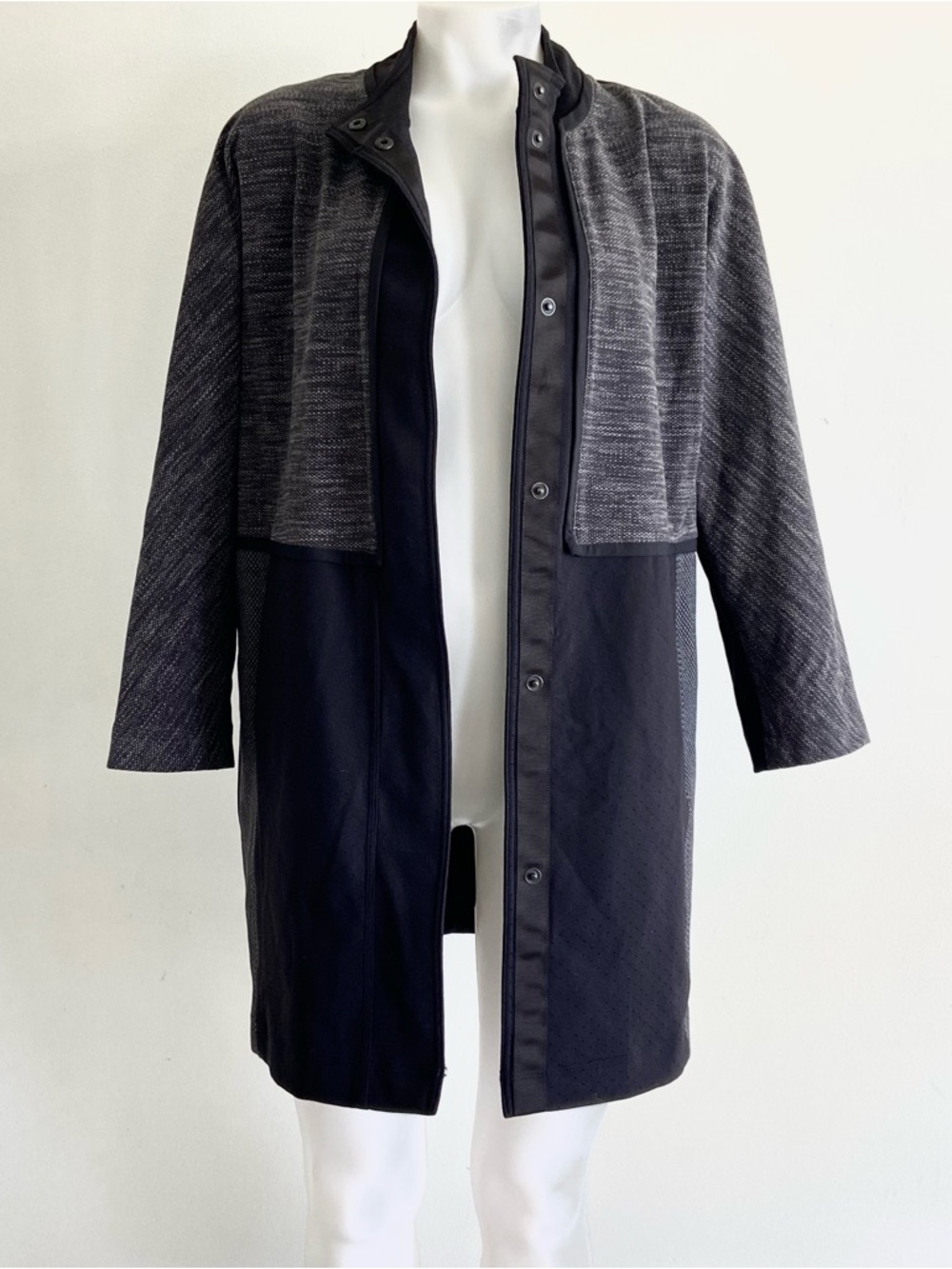 Lululemon Cocoon Car Coat Medium - Picture 2 of 14